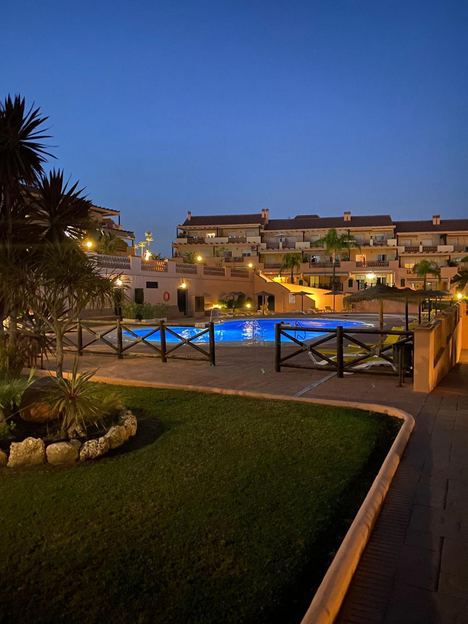 Whydhand Resorts Apartments ,Pools And Lovely Terrace Fuengirola Eksteriør bilde